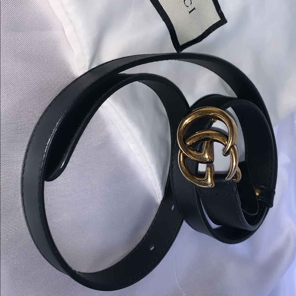 Authentic Gucci Leather GG small belt 75”